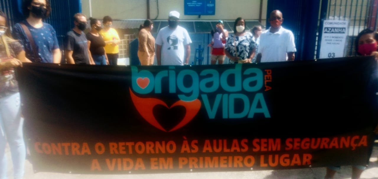 ATO PELA VIDA CONTRA O RETORNO PRESENCIAL NAS ESCOLAS